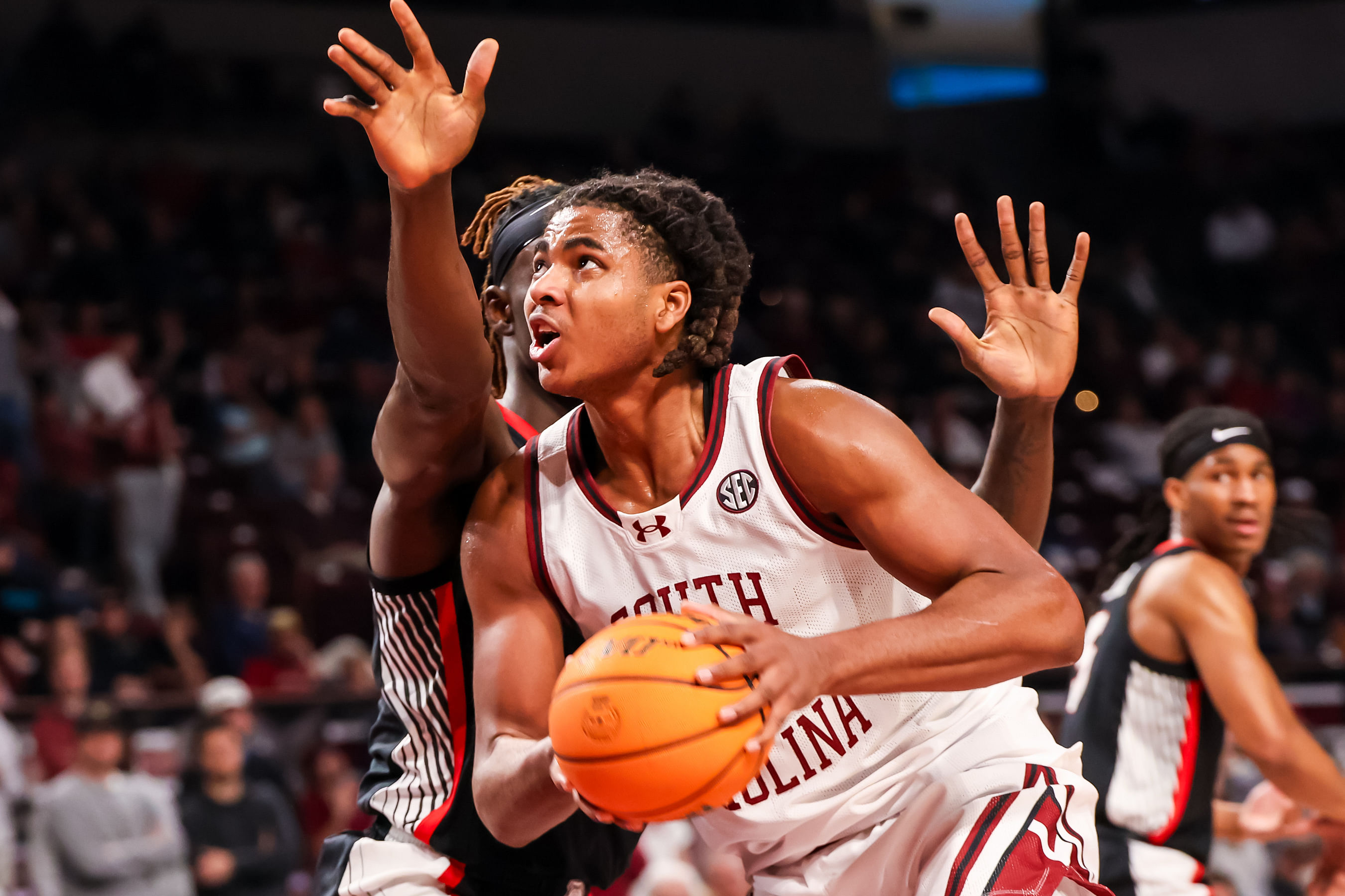 South Carolina Gamecocks forward Collin Murray-Boyles (#30) looks to score against the Georgia Bulldogs in the first half of their NCAA basketball game at Colonial Life Arena. Photo: Imagn